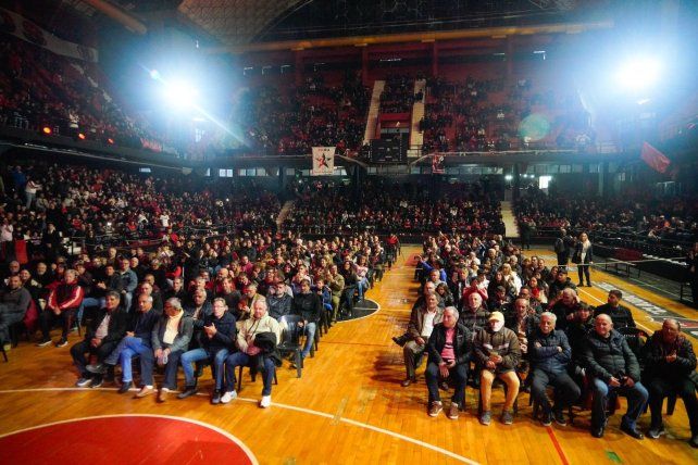 Las glorias de Newells en el festejo del título de 1974.