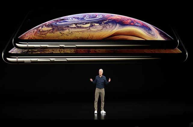 Aquí está. Tim Cook presentaba los nuevos iPhone en la sede central de Apple en septiembre pasado.