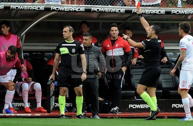 Grave denuncia de Espinoza contra el presidente de Huracán