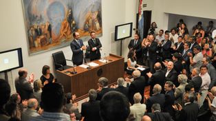 Corral inauguró las sesiones con el acento sobre obras millonarias