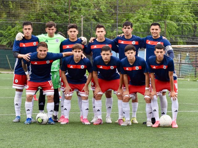 Leones FC. El equipo de Alvear empata ante Mercedes en las instalaciones de Newell's.     