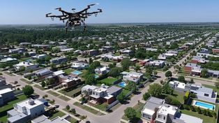 Roldán: hacía una prueba de vuelo con un dron y un vecino se lo bajó de un escopetazo