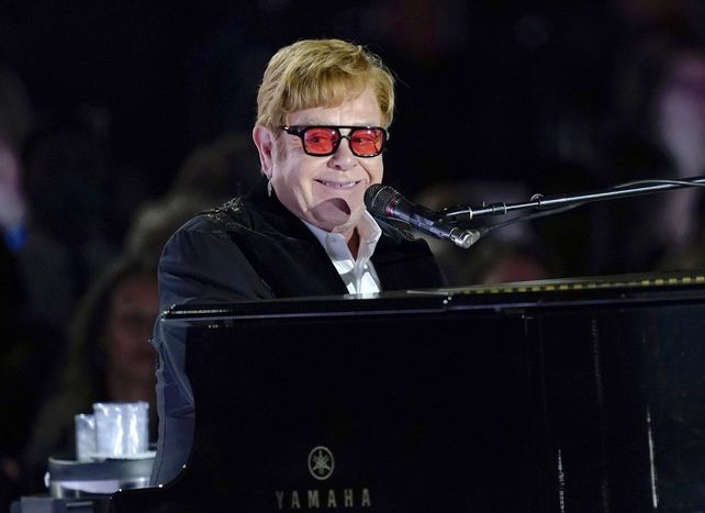 Elton John cierra la sección estadounidense  de su última gira