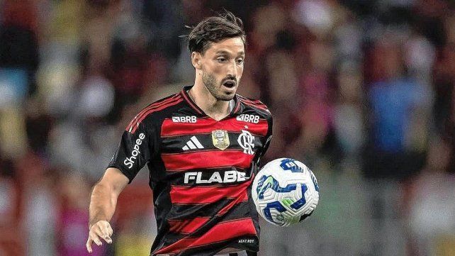 Matías Viña pasó la revisión médica en River Plate.