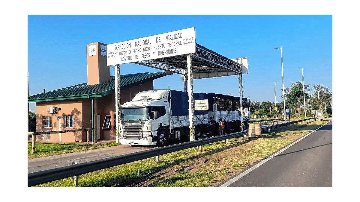 Vialidad intensifica controles de cargas y dimensiones sobre rutas nacionales en Entre Ríos