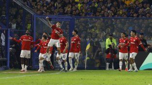 Independiente superó a Boca Juniors en La Bombonera.