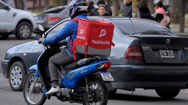 Advierten sobre el impacto económico de la Reforma Laboral para trabajadores de plataformas. Desde el sector ya hablan de legalización del fraude laboral