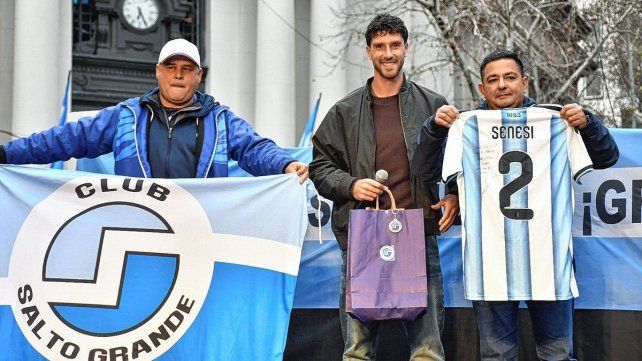 El jugador de la Selección Argentina fue reconocido por el Club Salto Grande
