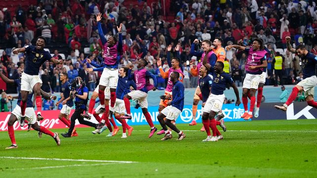 Explosión gala. Es el final y toda Francia celebra el pasaje a la final