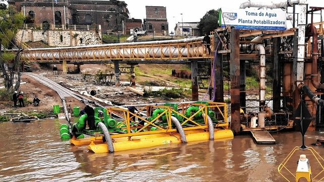 Estrategias para la toma de agua por la importante bajante del Paraná