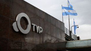 Fachada del edificio de la TV Pública