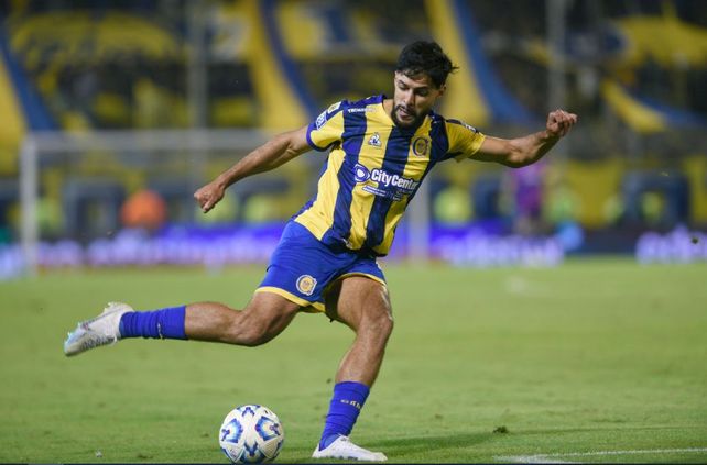Los últimos minutos que jugó Mallo fue en el clásico. Hace tres partidos que no es titular.