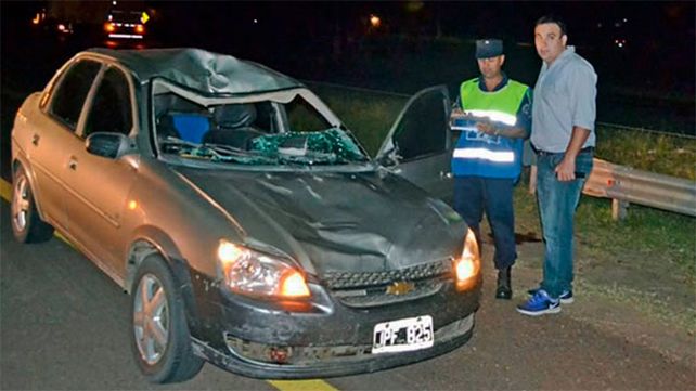 Murió atropellado cuando intentaba cruzar caminando la autovía 14