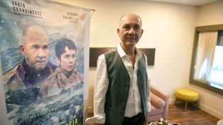 El actor rosarino Darío Grandinetti protagoniza la película La residencia, que está en cartel en los cines de la ciudad.