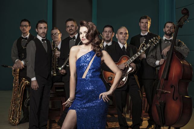 Bióloga y cantante. Una porteña viviendo en Rosario que lidera una big band.&nbsp;