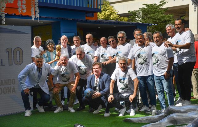 UNO Santa Fe en el homenaje a Maradona en Qatar 2022