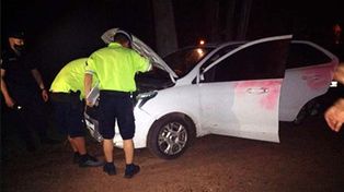 El conductor abandonó el auto en Concepción del Uruguay, pero no lo encuentran