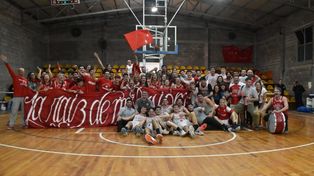 Provincial festejó el ascenso en el Rodney Young de La Rioja ante Amancay, el 5 de juliuo de 2023.&nbsp;
