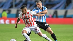 Unión rinde un duro examen frente a Racing en el 15 de Abril