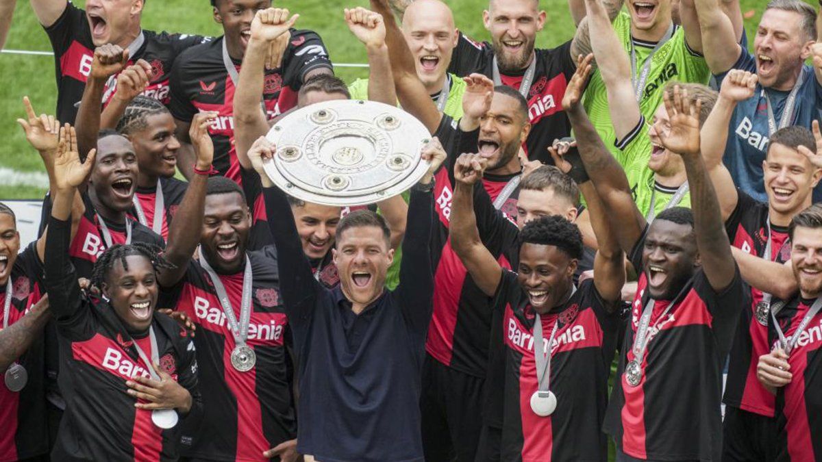 Bayer Leverkusen hizo historia y se consagró campeón invicto