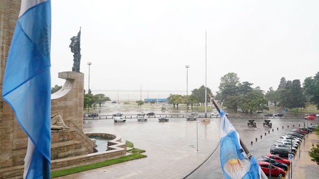 Tras un domingo cálido y pesado, hay alerta por tormentas para este lunes 