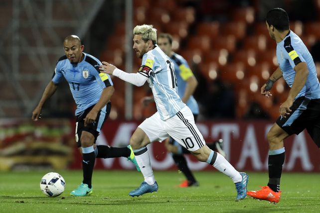 Argentina ganó de la mano de Messi