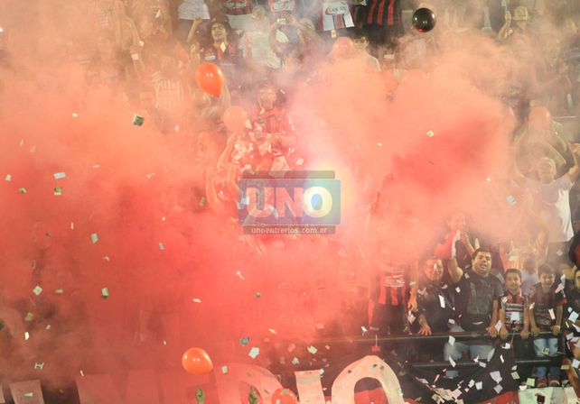 Patronato venció a Atlético Paraná y se quedó con los clásicos de la temporada