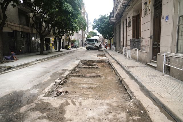 La partida actual alcanza para realizar una cuadra de pavimento