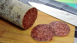 Reformulación de una ley provincial para que ingenieros en Alimentos y licenciados en Bromatología de la UNER puedan participar en el proceso productivo