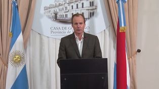 Gustavo Bordet dio una conferencia de prensa