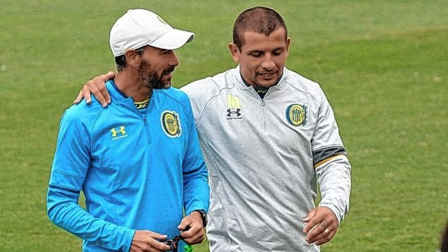 Vecchio fuerza su salida de Racing, ¿para jugar en Unión?