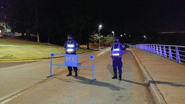 Según la Policía, hay acatamiento a la restricción horaria