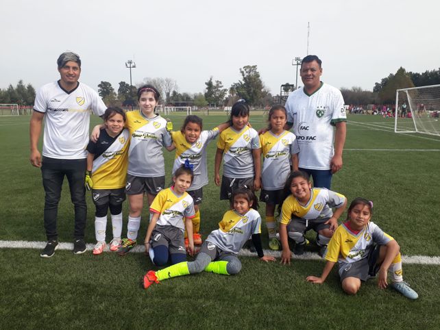 Pablo VI Sub 12. Las nenas de los papales estará participando en el nuevo certamen de la Rosarina.