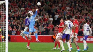 Aston Villa perdió ante Nottingham Forest en la ida de la semifinal de la Europa League