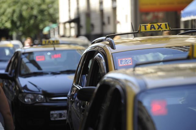 En el Sindicato de Peones de Taxis advirtieron que la falta de choferes obedece a la inseguridad.(C.M.Lovera)