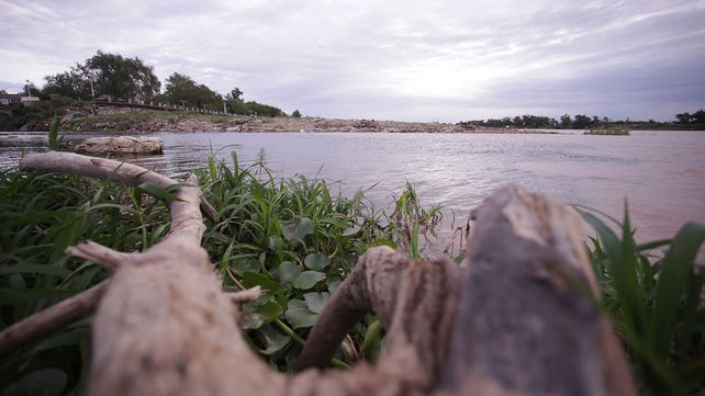 Río Paraná: pocas lluvias y niveles muy bajos hasta junio