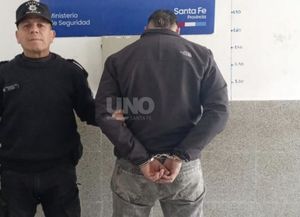 Detuvieron a un hombre acusado de golpear a su pareja tras una discusión en barrio San Pantaleón