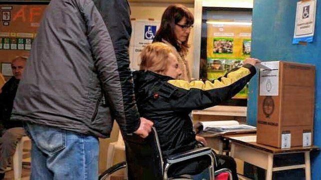 Las personas con discapacidad tendrán prioridad a la hora de votar este domingo.&nbsp;