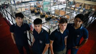 Tomás Diaz, Marcelo Urbano, Laureano Ochoa e Ignacio Fernández son los estudiantes premiados.