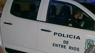 Un policía fue destituido por llevarse materiales de una obra en construcción.