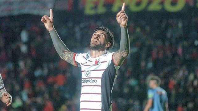 Toledo, en alerta amarilla en Colón para jugar ante Defensores de Belgrano Toledo, en alerta amarilla en Colón para jugar ante Defensores de Belgrano