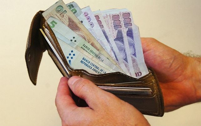 Reclaman que la suma fija acordada para los estatales se extienda a los jubilados