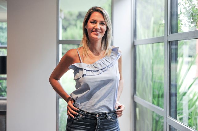 La senadora nacional por Santa Fe Carolina Losada confirmó que dio positivo de Covid. 