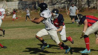 Águilas de Córdoba derrotó 50-6 a Yacarés de Entre Ríos en el Club Universitario.
