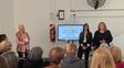 La iniciativa busca fortalecer la prevención y el acceso a la información, promoviendo herramientas que permitan a las personas mayores desenvolverse con mayor seguridad en los entornos digitales.