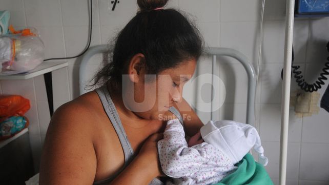 Benjamín y Daniela disputaron el título de primer bebé del año