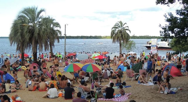 Opciones. Una multitud se concentró el fin de semana el balneario Santiago Inkier