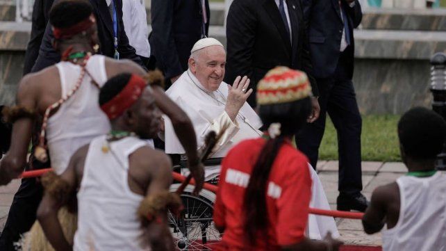 El papa Francisco arremetió este martes contra el “colonialismo económico” desde la capital de la República Democrática del Congo