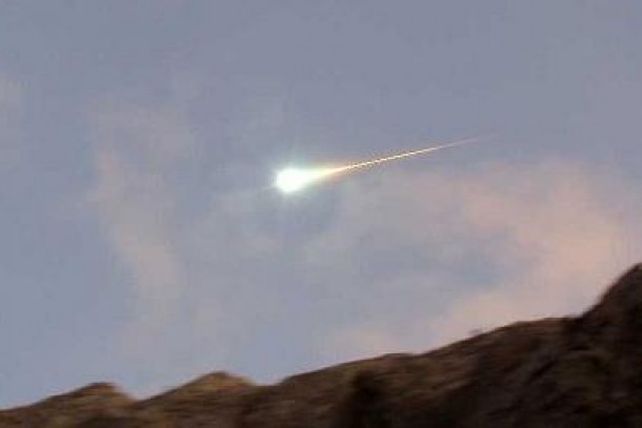 Avistaron en Paraná un objeto luminoso similar a un meteorito