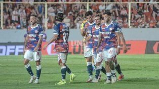 Kily varió nombres y esquema, pero igual Unión perdió todos los primeros tiempos